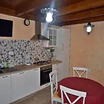 In Near Golf Course * Πούλα
