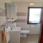 Appartement In Near Golf Course *