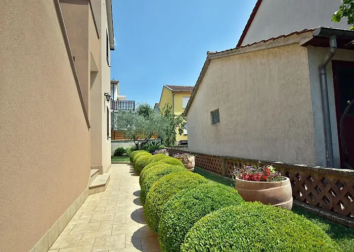 Apartman In Near Golf Course