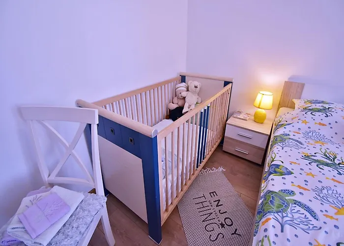 Apartman In Near Golf Course *