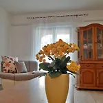 Lejlighed In Near Golf Course Pula